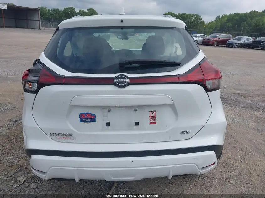 2022 NISSAN KICKS SV XTRONIC CVT