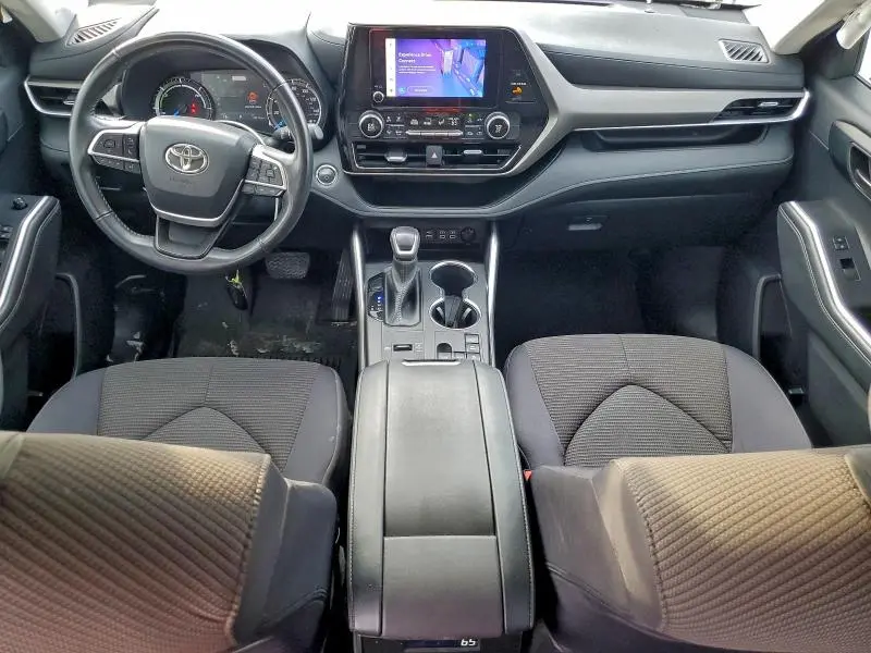 2023 TOYOTA HIGHLANDER HYBRID LE  