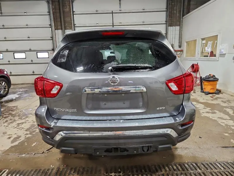 2017 NISSAN PATHFINDER S  