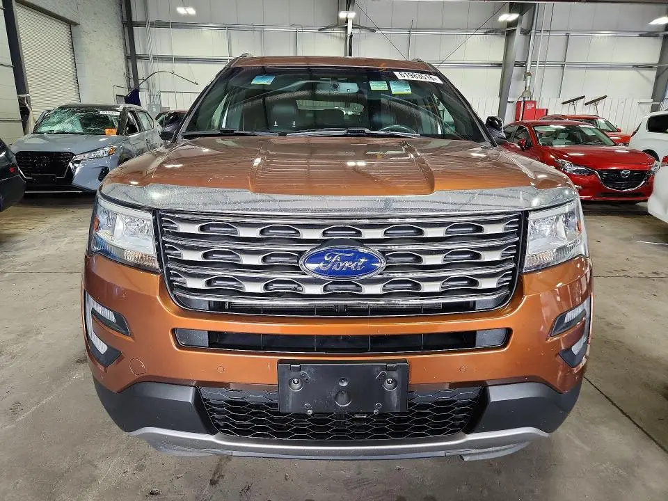 2017 FORD EXPLORER XLT  
