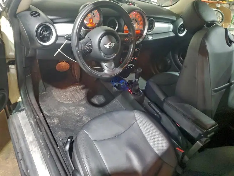 2013 MINI COOPER   