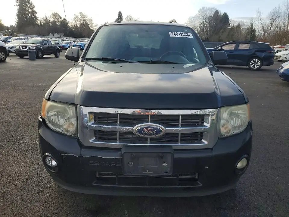 2012 FORD ESCAPE XLT  
