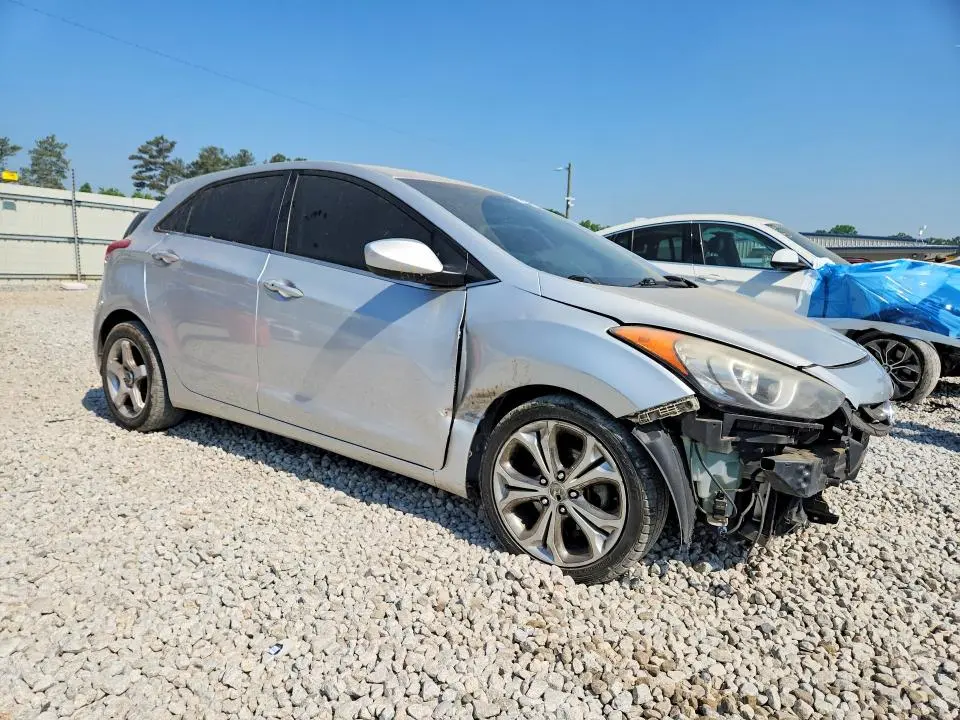 2013 HYUNDAI ELANTRA GT BASE  