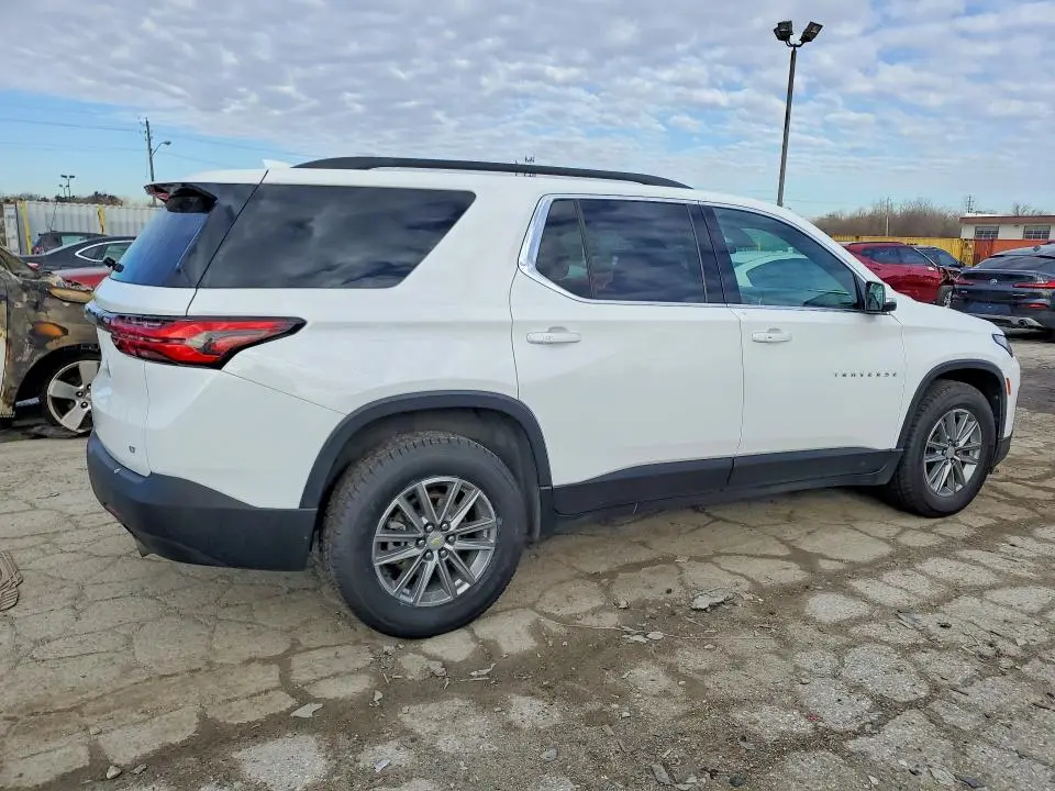 2023 CHEVROLET TRAVERSE LT  