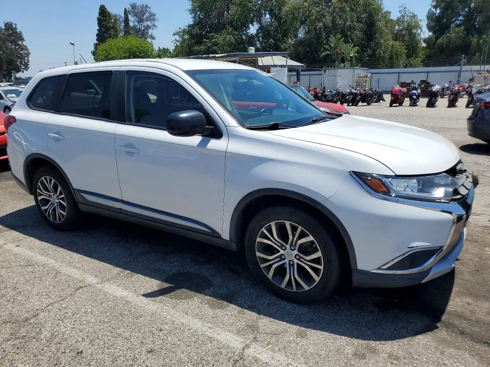 2016 MITSUBISHI OUTLANDER SE  