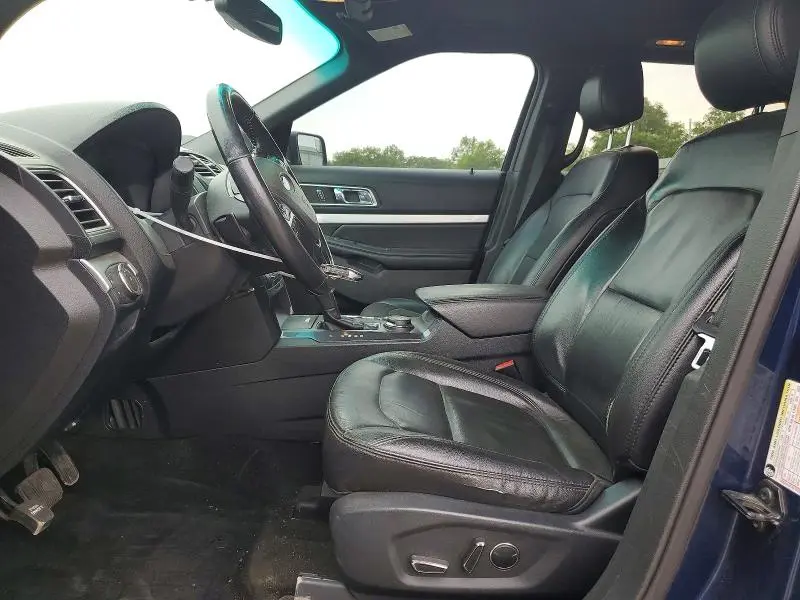 2017 FORD EXPLORER XLT  