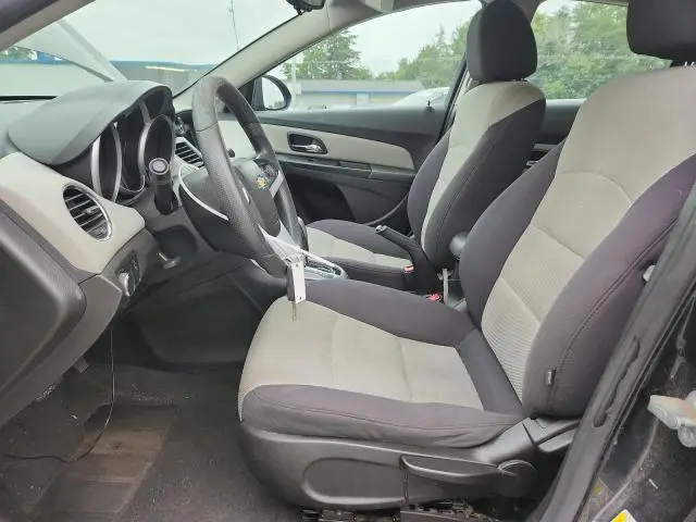 2013 CHEVROLET CRUZE LS  