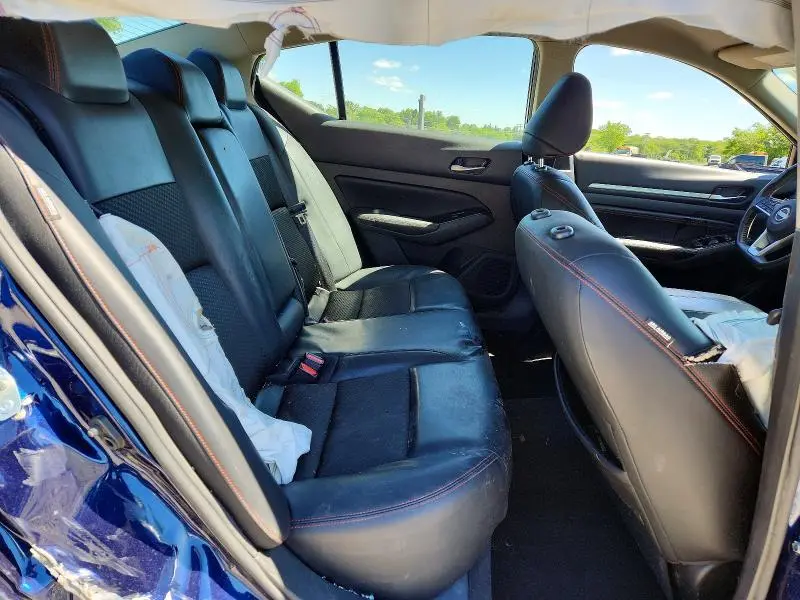 2023 NISSAN ALTIMA SR  