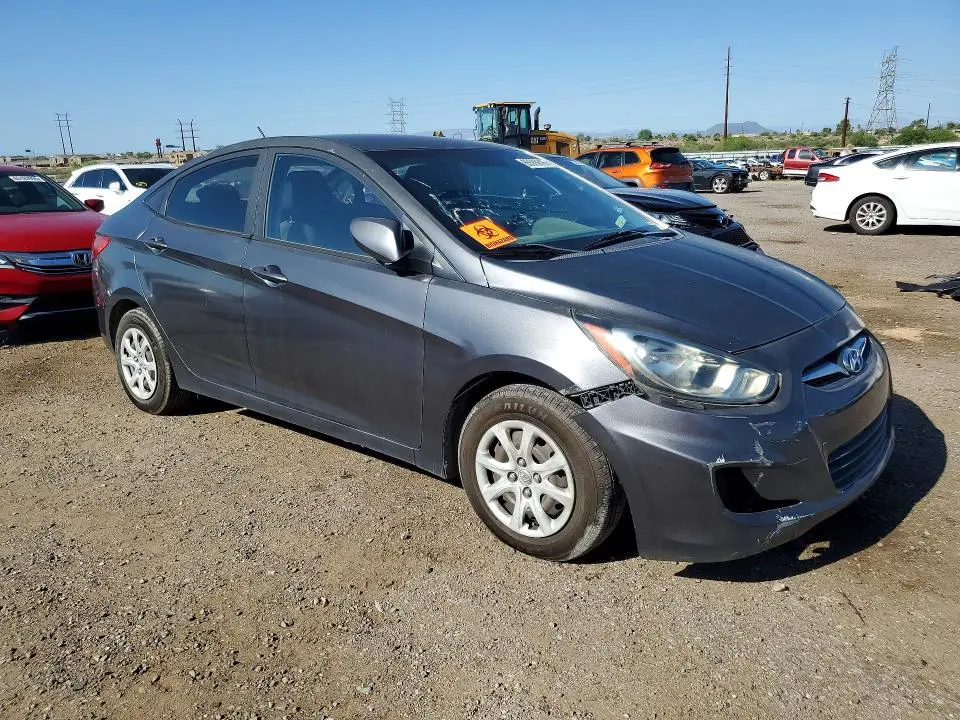 2012 HYUNDAI ACCENT GLS  