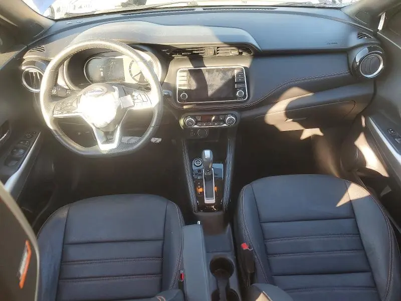2019 NISSAN KICKS SR  