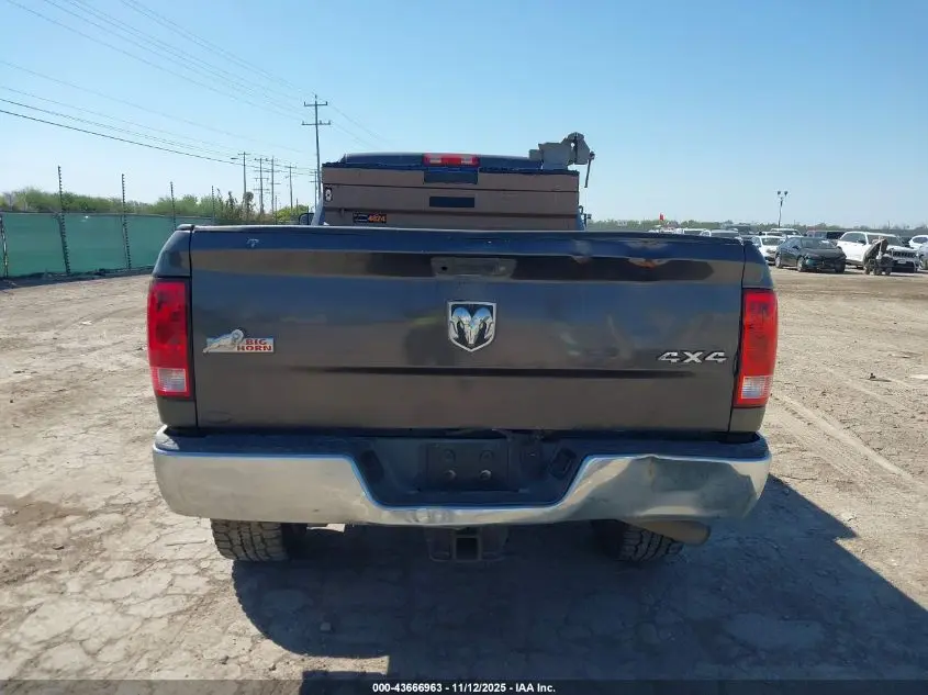 2015 RAM 2500 TRADESMAN