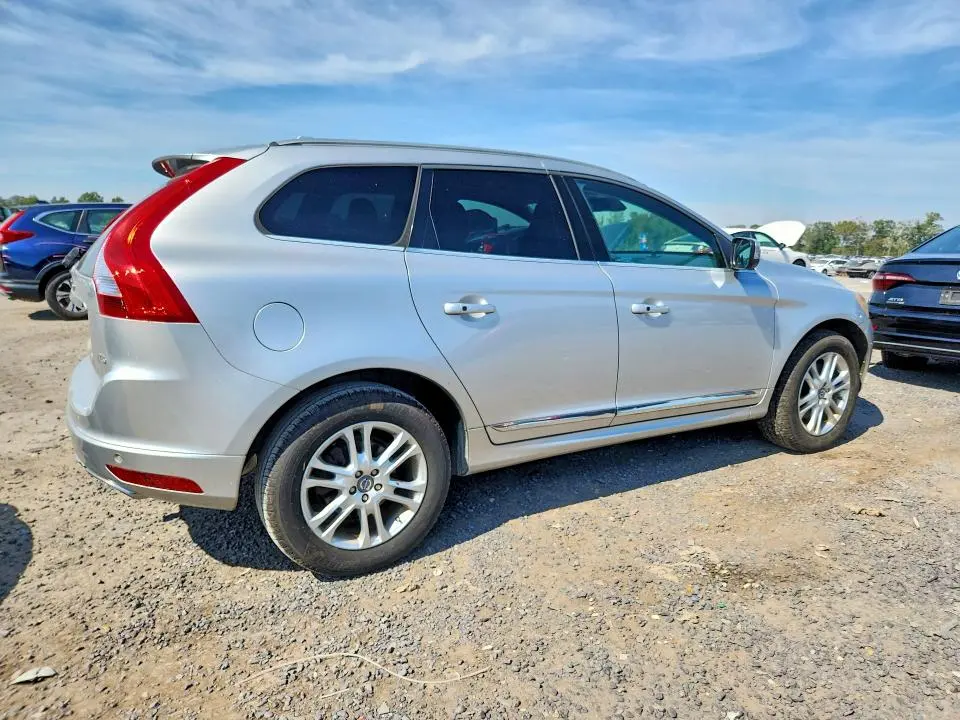 2015 VOLVO XC60 T5 PREMIER  