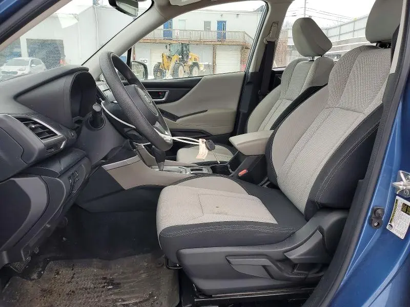 2021 SUBARU FORESTER   
