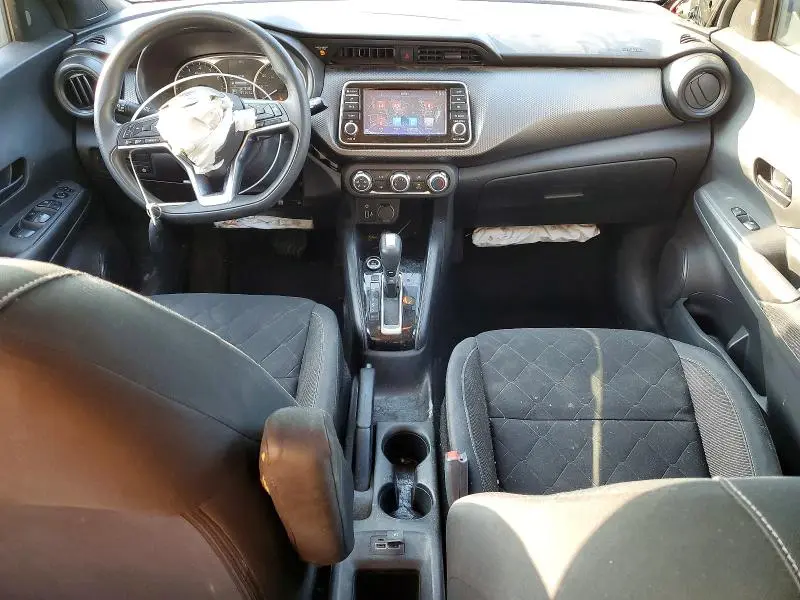 2020 NISSAN KICKS S  
