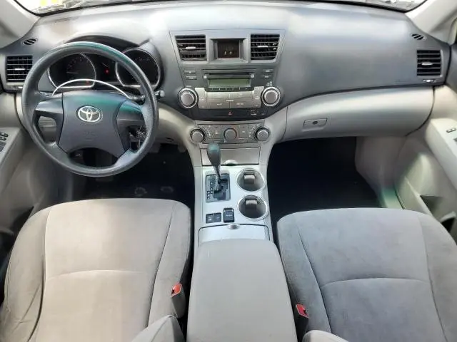 2012 TOYOTA HIGHLANDER BASE  