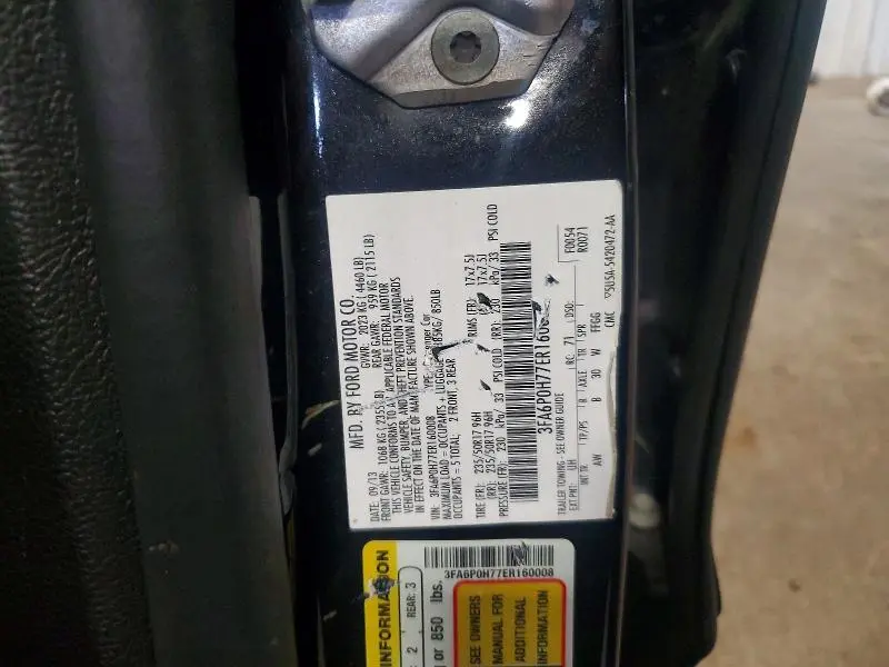 2014 FORD FUSION SE  