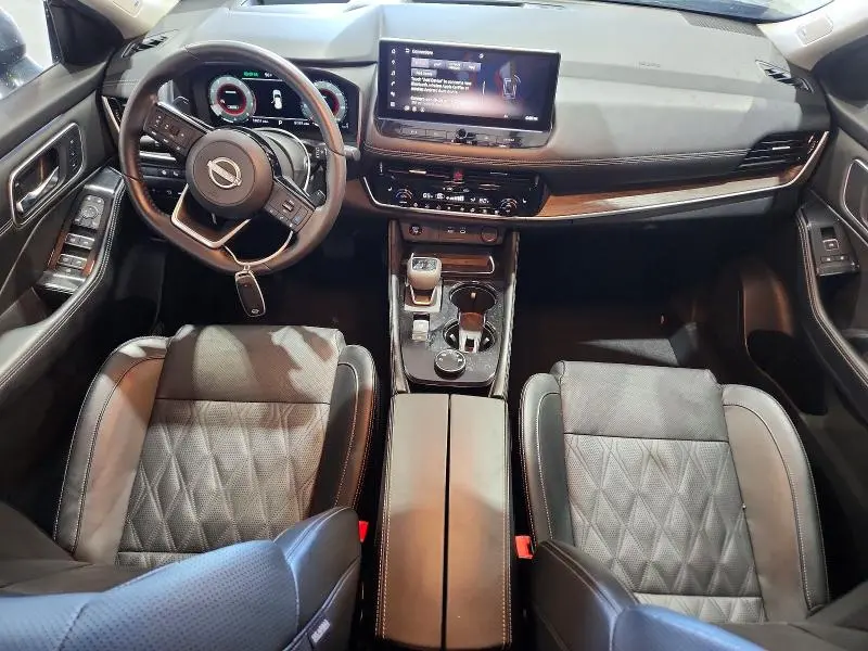 2024 NISSAN ROGUE PLATINUM  