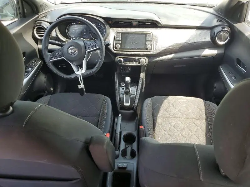 2019 NISSAN KICKS SV  
