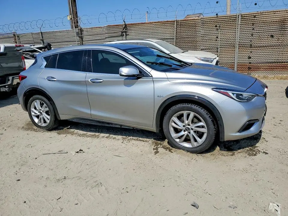 2019 INFINITI QX30   