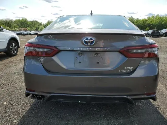 2022 TOYOTA CAMRY XSE
