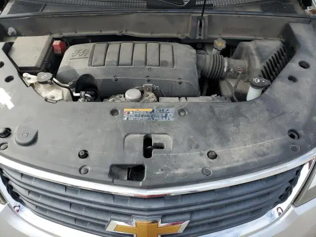 2014 CHEVROLET TRAVERSE LS  