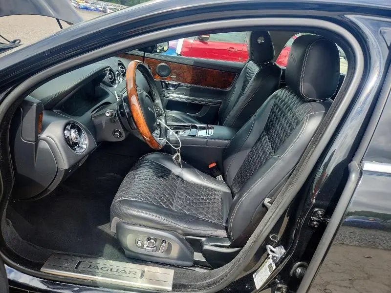 2016 JAGUAR XJL PORTFOLIO  