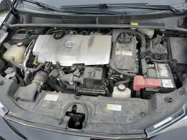 2016 TOYOTA PRIUS 