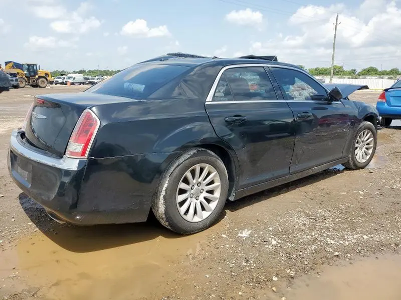 2013 CHRYSLER 300   