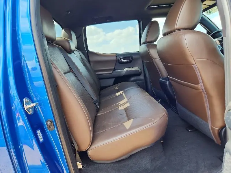 2016 TOYOTA TACOMA LIMITED  