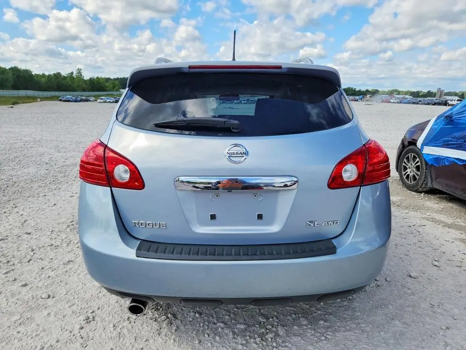 2013 NISSAN ROGUE S  