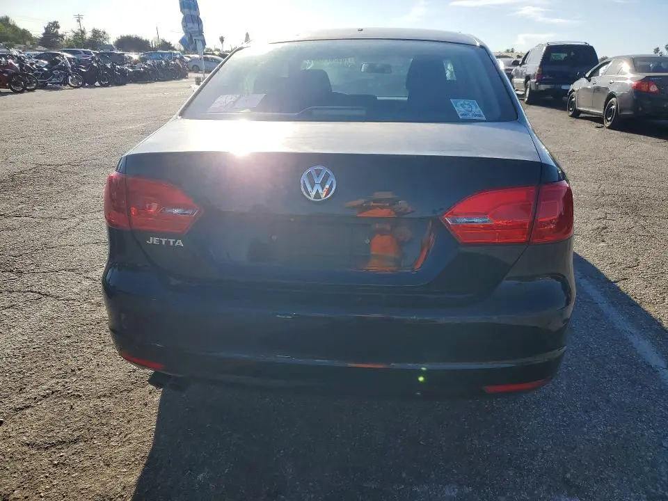 2014 VOLKSWAGEN JETTA BASE  