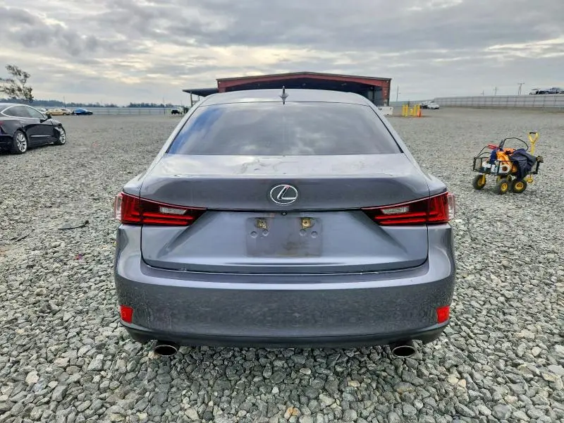 2015 LEXUS IS   