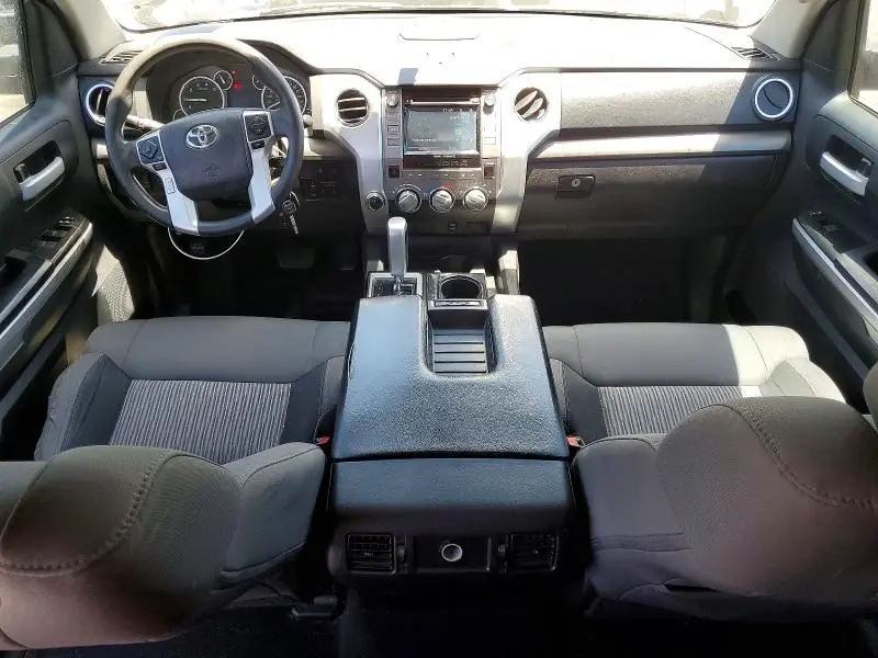 2016 TOYOTA TUNDRA SR5  