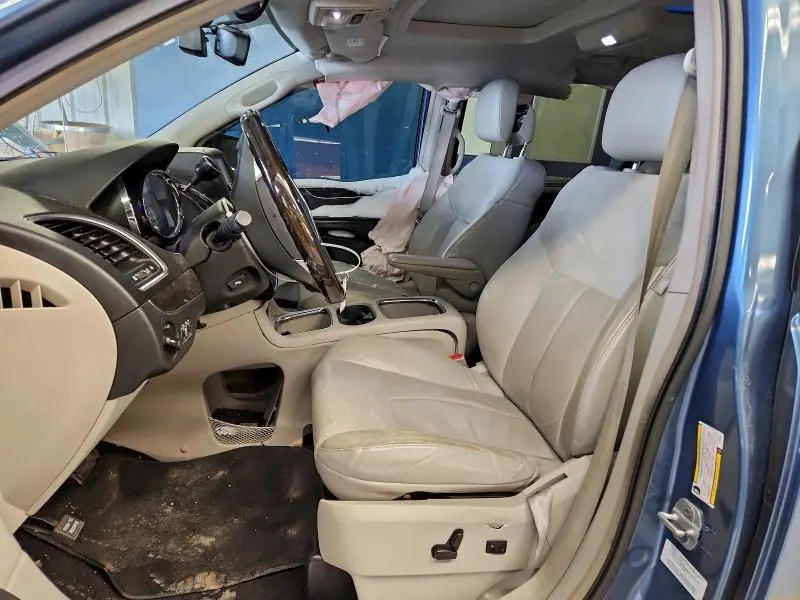 2012 CHRYSLER TOWN & COUNTRY LIMITED  