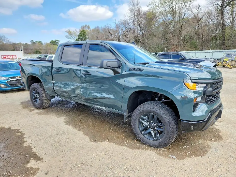 2025 CHEVROLET SILVERADO K1500 TRAIL BOSS CUSTOM  