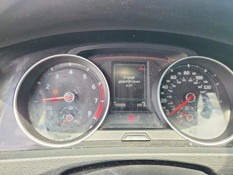 2015 VOLKSWAGEN GTI   