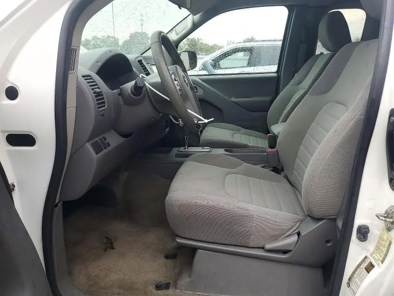 2017 NISSAN FRONTIER S  
