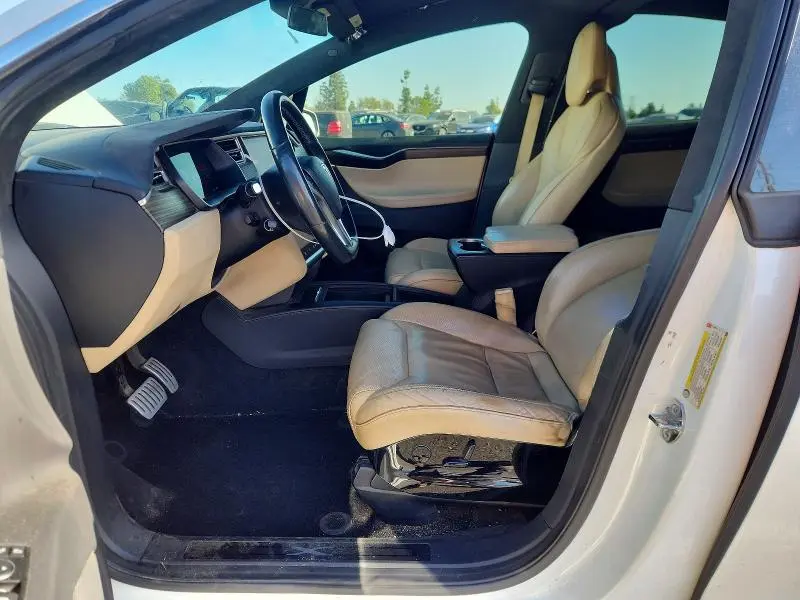 2016 TESLA MODEL X   