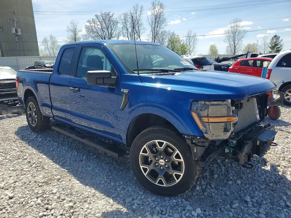 2025 FORD F150 STX  