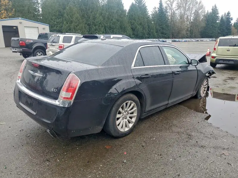 2013 CHRYSLER 300   