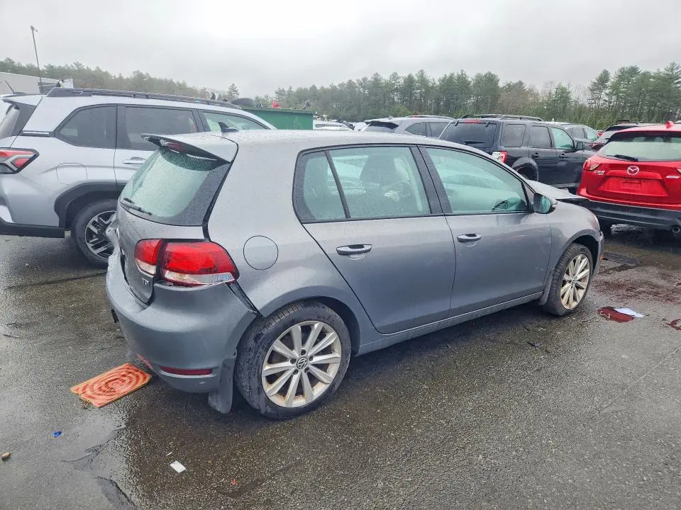 2012 VOLKSWAGEN GOLF   