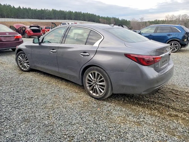 2018 INFINITI Q50 LUXE  
