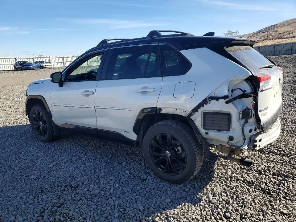 2022 TOYOTA RAV4 XSE  