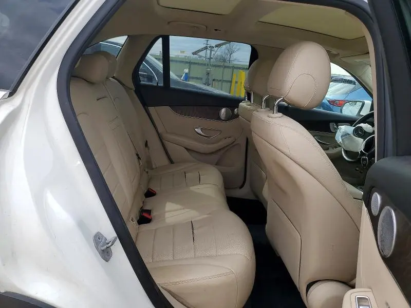 2019 MERCEDES-BENZ GLC 350E  