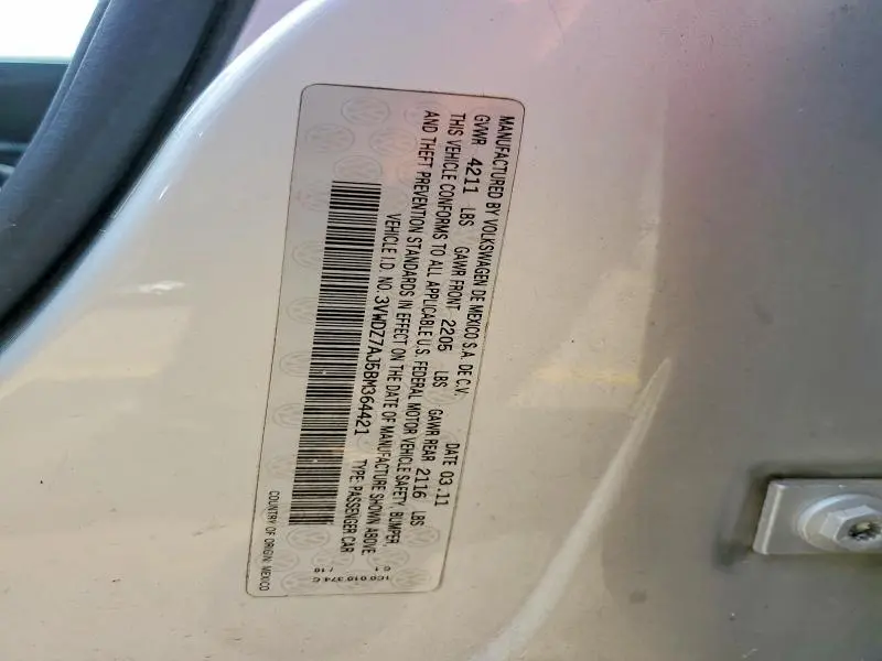 2011 VOLKSWAGEN JETTA SE  