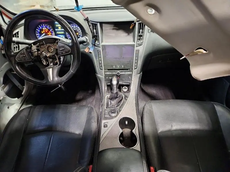 2016 INFINITI Q50 2.0T  