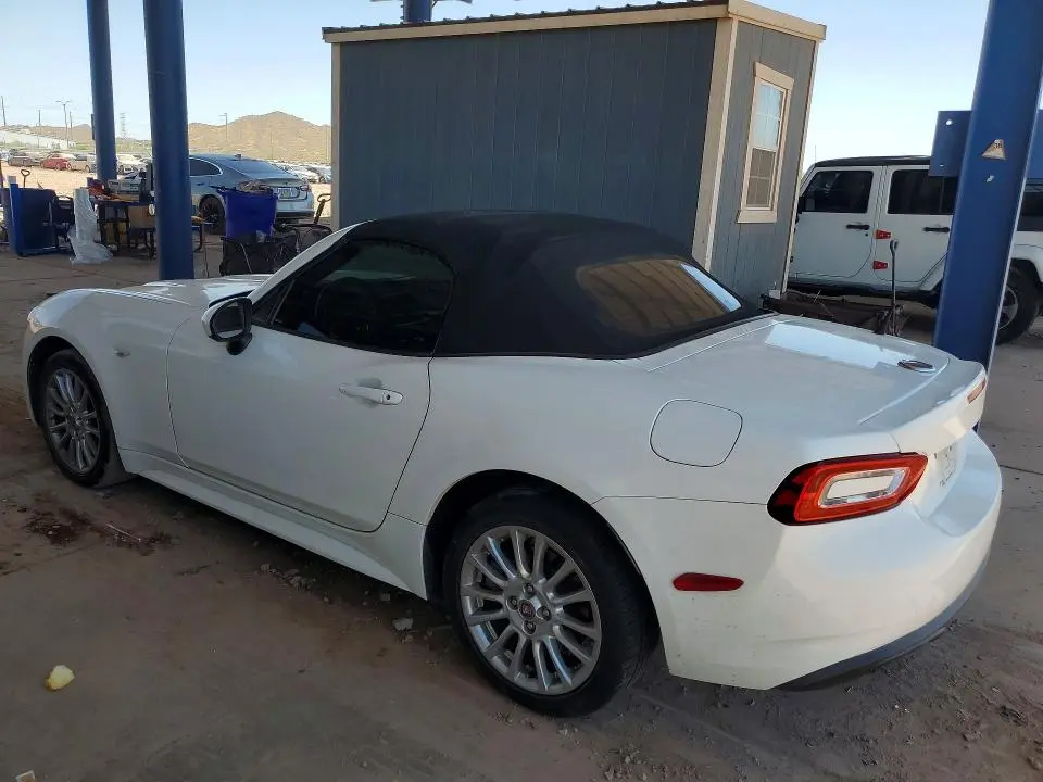 2017 FIAT 124 SPIDER CLASSICA  