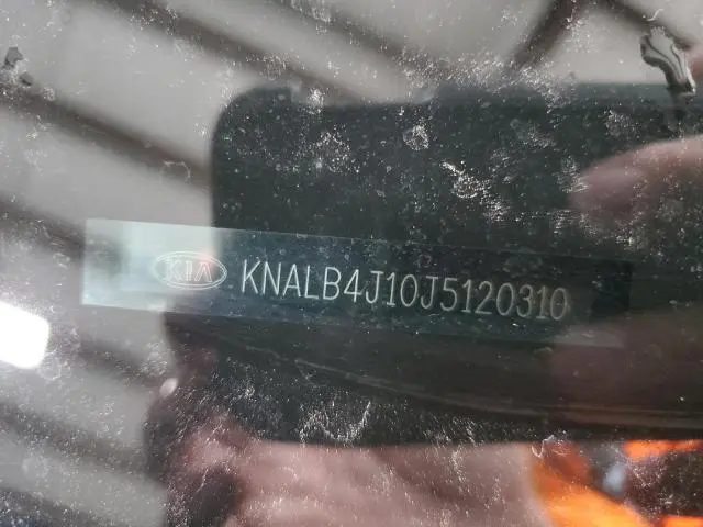 2018 KIA CADENZA PREMIUM  