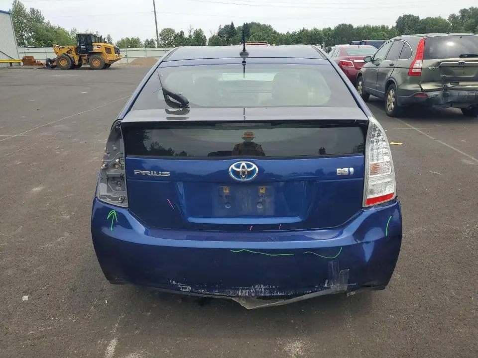 2011 TOYOTA PRIUS TWO  