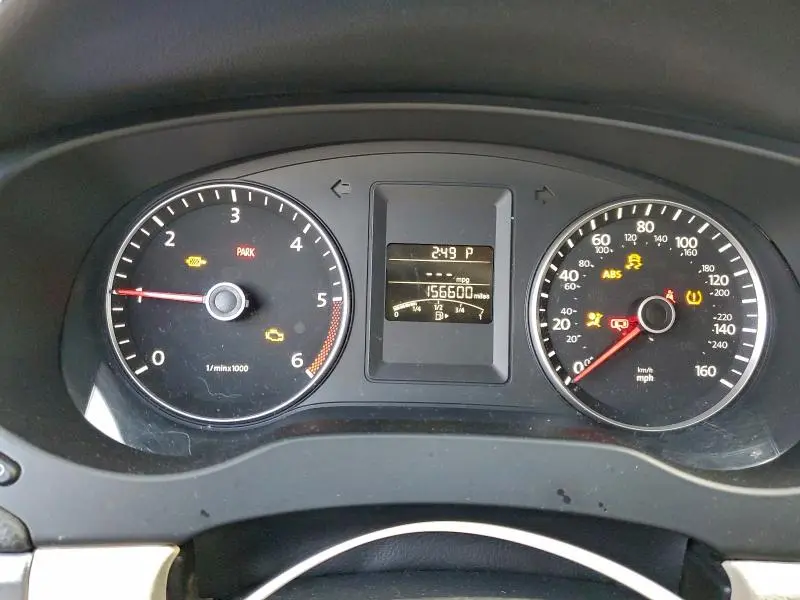 2013 VOLKSWAGEN JETTA TDI  